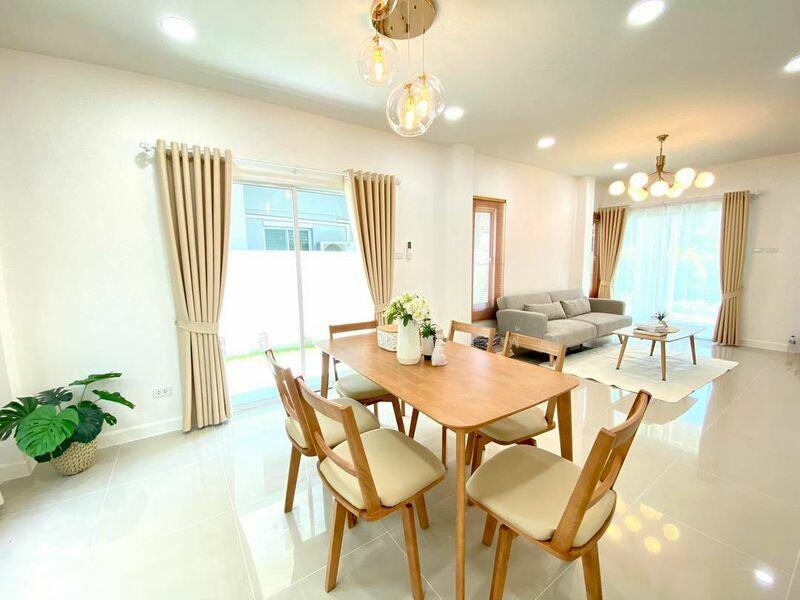 For Sale - ขายบ้านเดี่ยวรีโนเวทใหม่ ม.เดอะวิสต้า อ่าวอุดม เขาน้ำซับ ศรีราชา, Chon Buri