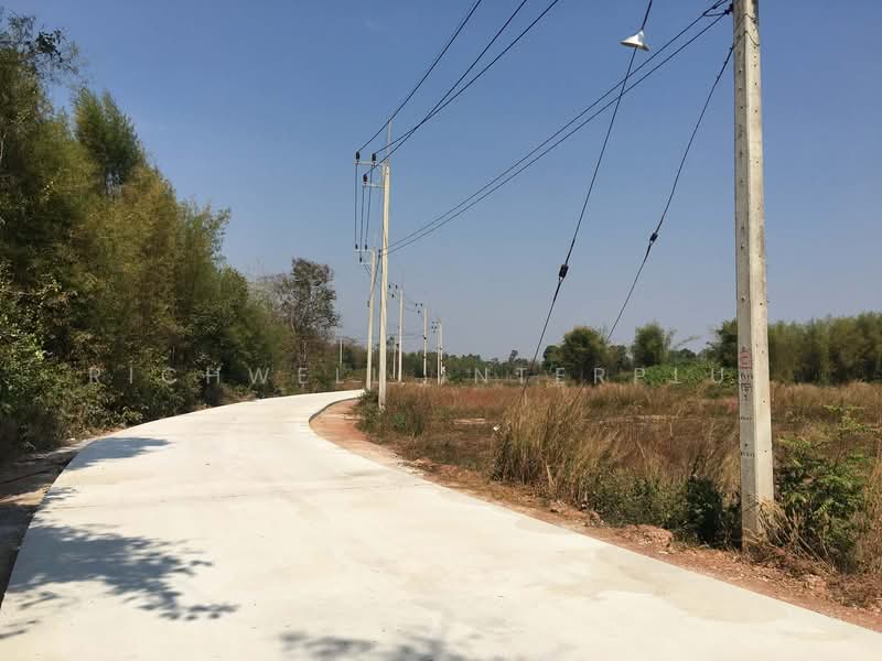 Land for sale in Hua Wa, 1 rai, concrete road frontage, suitable for gardening,, Prachin Buri, Hua Wa, Sri Maha Pho, Prachin Buri, , 2,552 sqm, Land For Sale, by RICHWELL INTERPLUS, 60219374 - DDproperty.com
