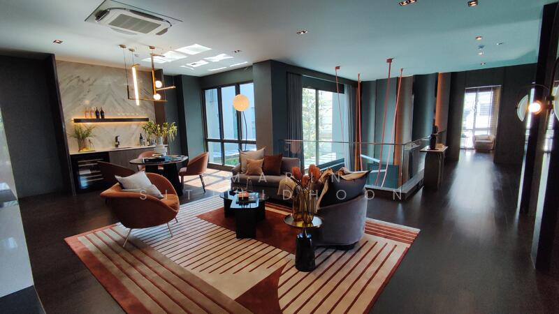 ขาย - 95E1 (Ninety-Five East One) : ไนน์ตี้ไฟว์ อีสต์วัน, กรุงเทพ