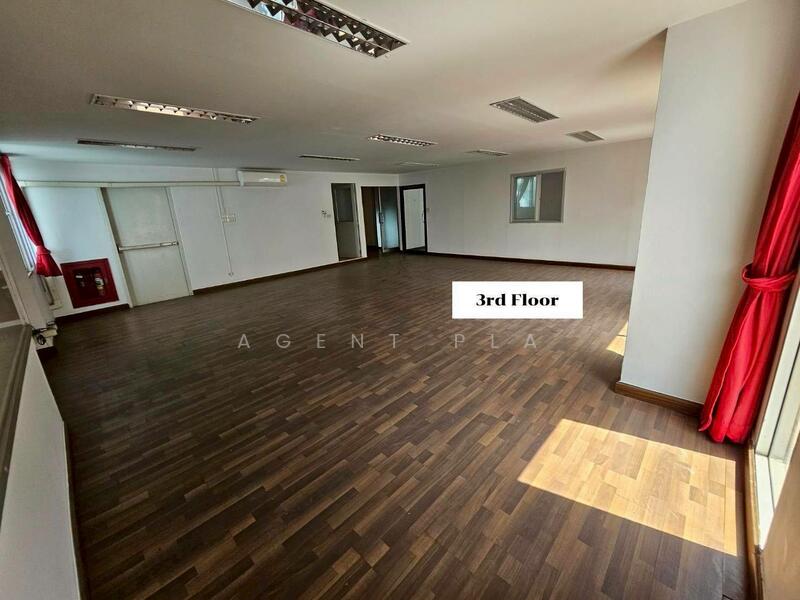 ให้เช่า - ให้เช่าอาคารสำนักงาน 7 ชั้น มีลิฟต์ ถนน ศรีนครินทร์ (SPSP630), กรุงเทพ