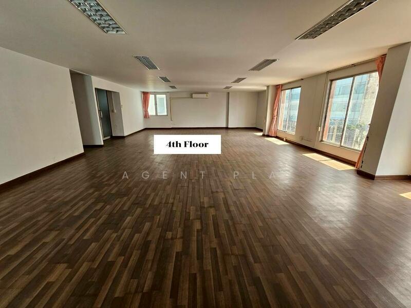 ให้เช่า - ให้เช่าอาคารสำนักงาน 7 ชั้น มีลิฟต์ ถนน ศรีนครินทร์ (SPSP630), กรุงเทพ