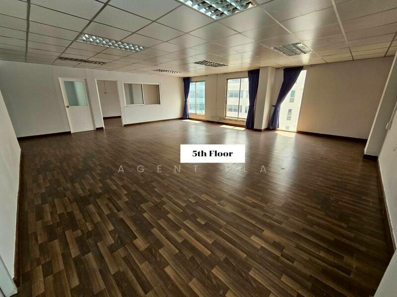 ให้เช่า - ให้เช่าอาคารสำนักงาน 7 ชั้น มีลิฟต์ ถนน ศรีนครินทร์ (SPSP630), กรุงเทพ