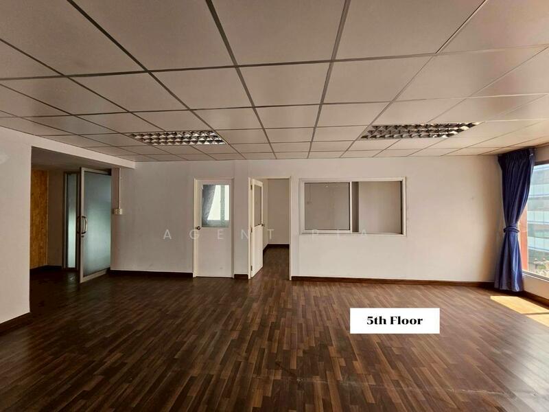 ให้เช่า - ให้เช่าอาคารสำนักงาน 7 ชั้น มีลิฟต์ ถนน ศรีนครินทร์ (SPSP630), กรุงเทพ