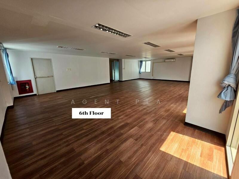 ให้เช่า - ให้เช่าอาคารสำนักงาน 7 ชั้น มีลิฟต์ ถนน ศรีนครินทร์ (SPSP630), กรุงเทพ