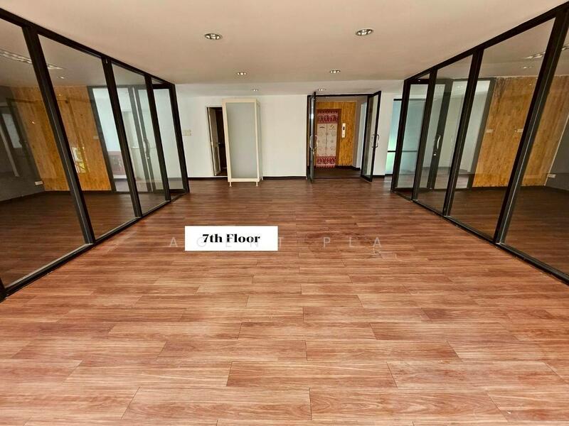 ให้เช่า - ให้เช่าอาคารสำนักงาน 7 ชั้น มีลิฟต์ ถนน ศรีนครินทร์ (SPSP630), กรุงเทพ