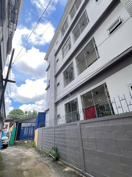 ขาย - ขายอพาร์ตเมนต์พร้อมดำเนินกิจการต่อได้ทันที ซอยจรัญสนิทวงศ์ 44, กรุงเทพ