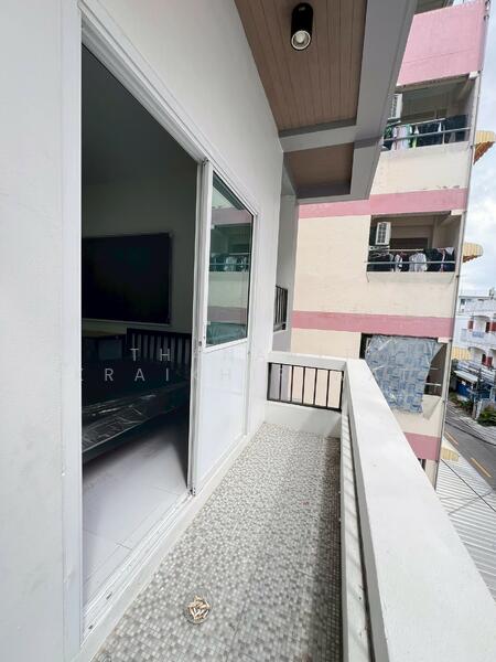 ขาย - ขายอพาร์ตเมนต์พร้อมดำเนินกิจการต่อได้ทันที ซอยจรัญสนิทวงศ์ 44, กรุงเทพ