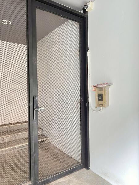 ขาย - ขายอพาร์ตเมนต์พร้อมดำเนินกิจการต่อได้ทันที ซอยจรัญสนิทวงศ์ 44, กรุงเทพ