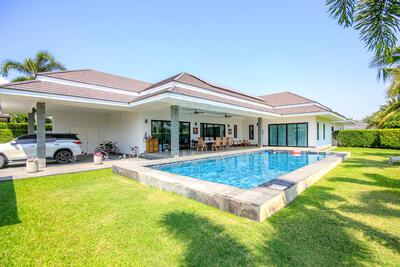 ขาย - The Clouds Hua Hin : เดอะ คลาวส์ หัว หิน, เพชรบุรี