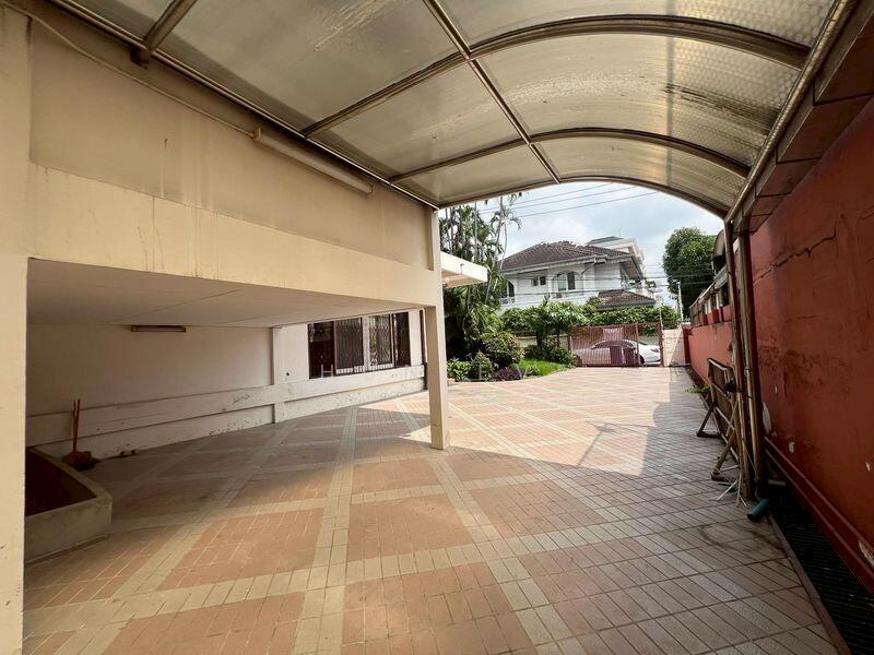 For Rent - House for rent in Sukhumvit 71 Pridi Banomyong 26 Company registration allowed ( SPSEVE1353 ), Bangkok