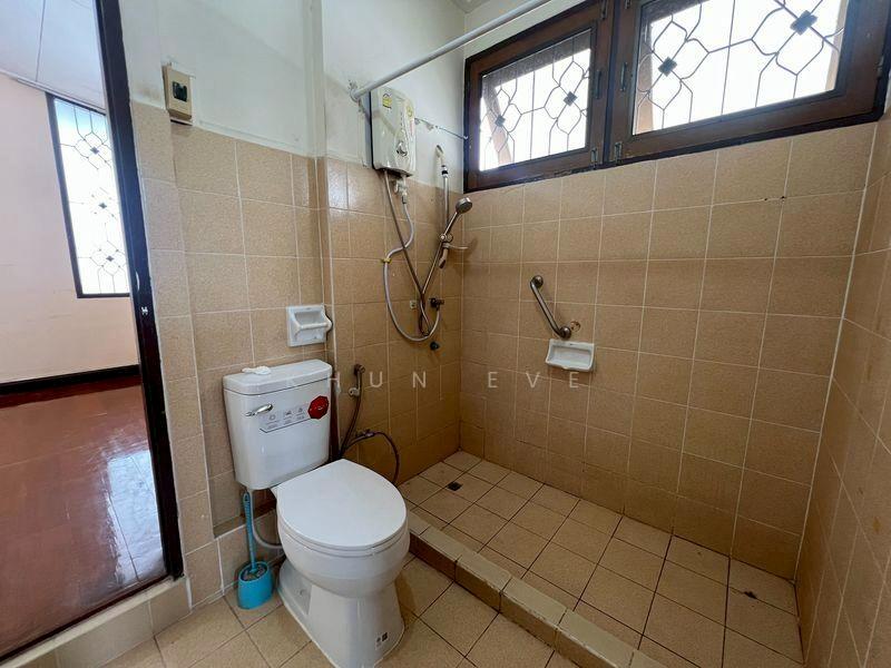 For Rent - House for rent in Sukhumvit 71 Pridi Banomyong 26 Company registration allowed ( SPSEVE1353 ), Bangkok