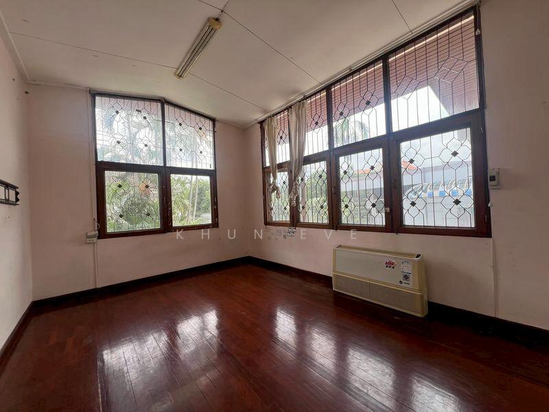 For Rent - House for rent in Sukhumvit 71 Pridi Banomyong 26 Company registration allowed ( SPSEVE1353 ), Bangkok