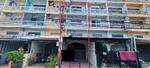 ด่วน! เช่าตึกแถว 3 ชั้นครึ่ง พหลโยธิน 52 สะพานใหม่ พื้นที่ใช้สอย 240 ตร.ม. | 4 ห้องนอน 2 ห้องน้ำ, กรุงเทพ