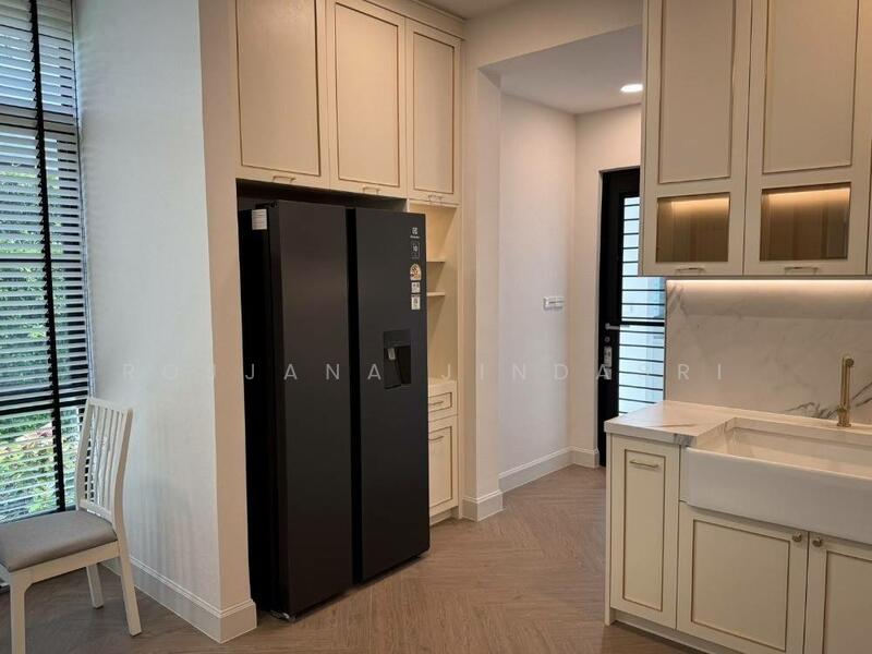 Nantawan Rama 9 - New Krungthepkreetha, Bangkok, Saphan Sung, Saphan Sung, Bangkok, 4 Bedrooms, 384 sqm, Single Detached House For Rent, by Rojjana Jindasri, 60220972 - DDproperty.com