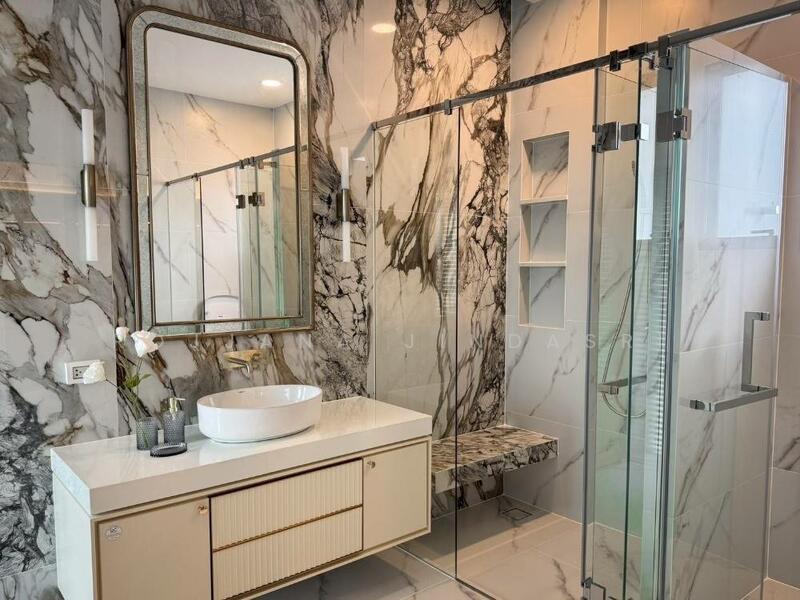 Nantawan Rama 9 - New Krungthepkreetha, Bangkok, Saphan Sung, Saphan Sung, Bangkok, 4 Bedrooms, 384 sqm, Single Detached House For Rent, by Rojjana Jindasri, 60220972 - DDproperty.com