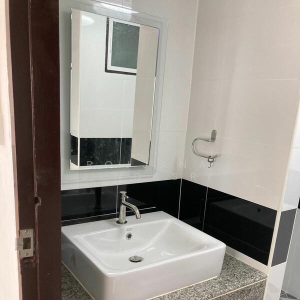 For Rent - Ratchadamnoen Condominium, Bangkok