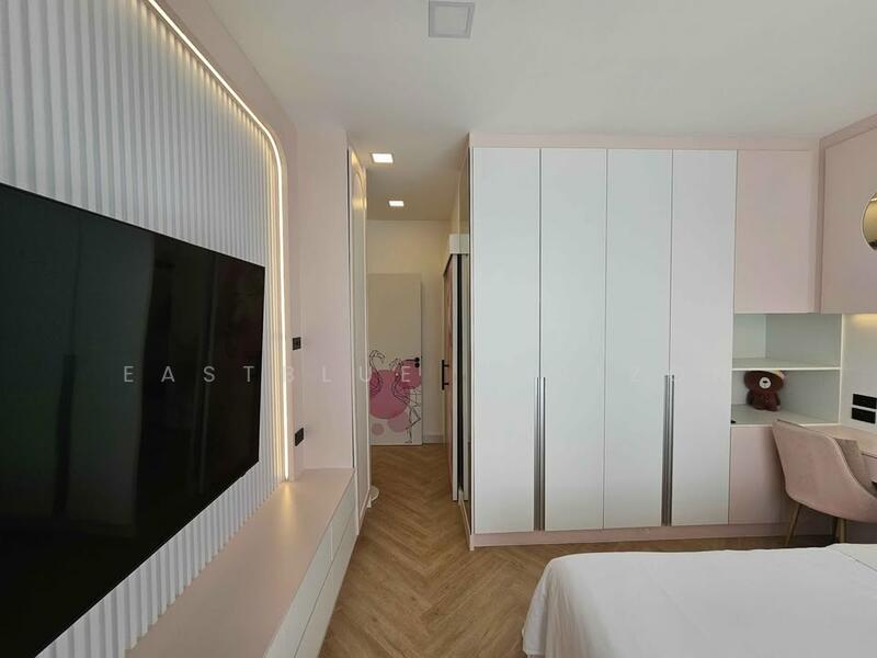 ให้เช่า - Nakarin Garden Village : หมู่บ้านนครินทร์การ์เด้น, กรุงเทพ