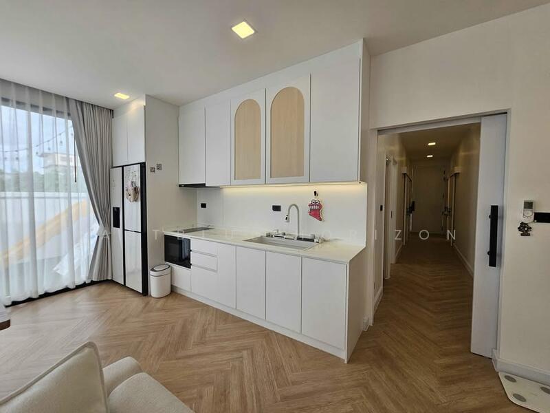 ให้เช่า - Nakarin Garden Village : หมู่บ้านนครินทร์การ์เด้น, กรุงเทพ