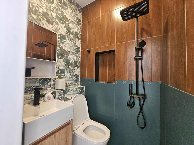 ให้เช่า - Nakarin Garden Village : หมู่บ้านนครินทร์การ์เด้น, กรุงเทพ