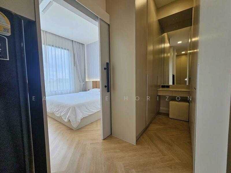 ให้เช่า - Nakarin Garden Village : หมู่บ้านนครินทร์การ์เด้น, กรุงเทพ