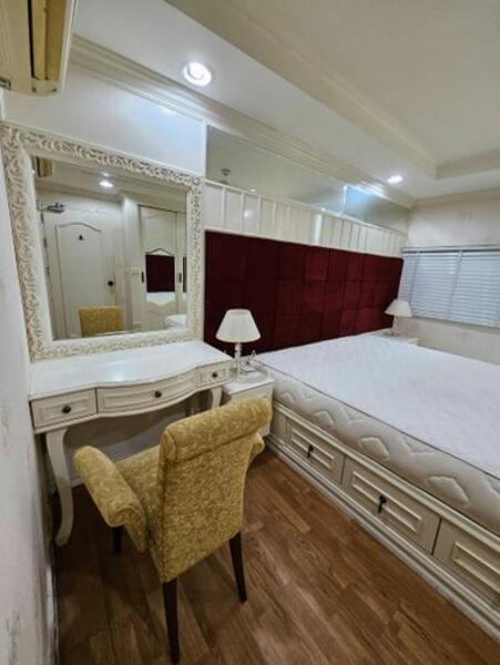 For Rent - The Kris Ratchada 17, Bangkok