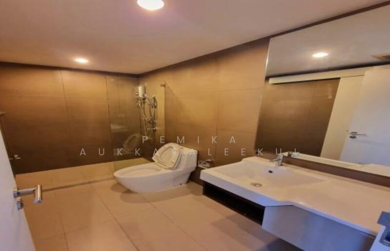 ขาย - Estella Ekkamai (Movenpick Residences Ekkamai) : เมอเวนพิค เรสซิเดนซ์ เอกมัย, กรุงเทพ