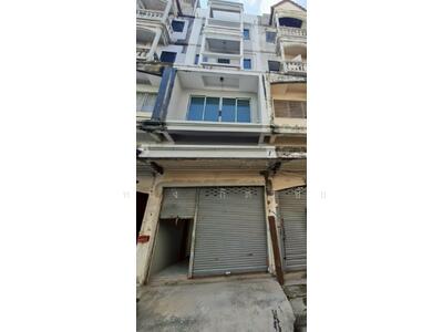 ขาย - ขายตึกแถว 4 ชั้น พร้อมชั้นลอยและดาดฟ้า ทำเลทอง การเดินทางสะดวก ใกล้ MRT สายสีชมพู สถานีสามัคคี, นนทบุรี