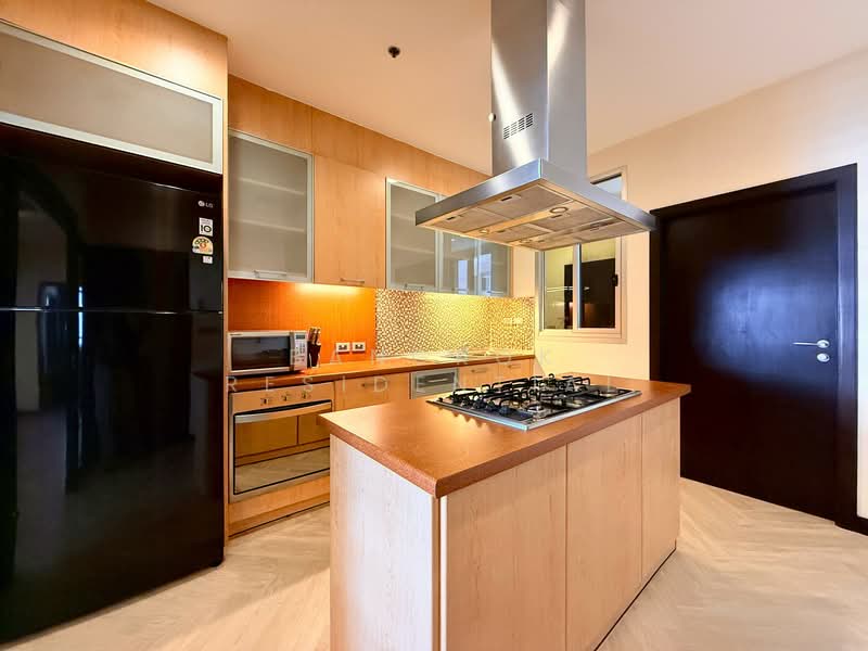 Grand Mercure Bangkok Asoke Residence : แกรนด์ เมอร์เคียว อโศก เรสซิเดนซ์, กรุงเทพ, 50 5 ซอย สุขุมวิท 19, คลองตันเหนือ, วัฒนา, กรุงเทพ, 220 ตร.ม., อพาร์ทเมนท์ ให้เช่า, โดย Bangkok Residential, 60222343 - DDproperty.com