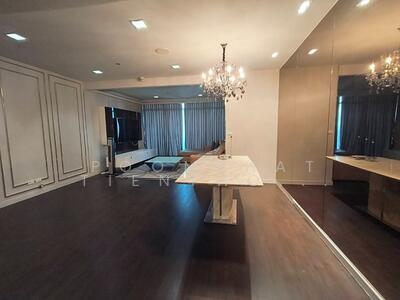 ขาย - Urbana Sathorn : เออร์บาน่า สาทร, กรุงเทพ