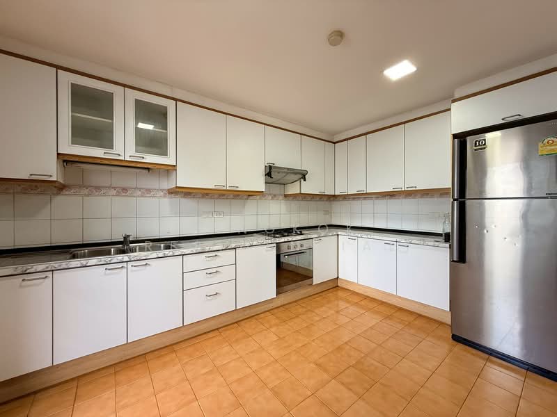 Sethiwan Residence, Bangkok, Soi Sukhumvit 13, Khlongtoei Nua, Watthana, Bangkok, 4 Bedrooms, 400 sqm, Apartment For Rent, by Bangkok Residential, 60222817 - DDproperty.com