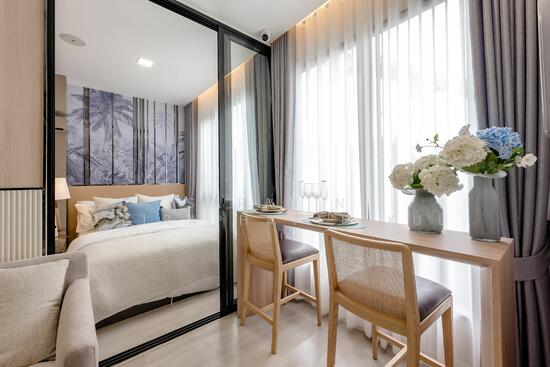 โมดิซ โวยาจ ศรีนครินทร์ : Modiz Voyage Srinakarin, กรุงเทพ