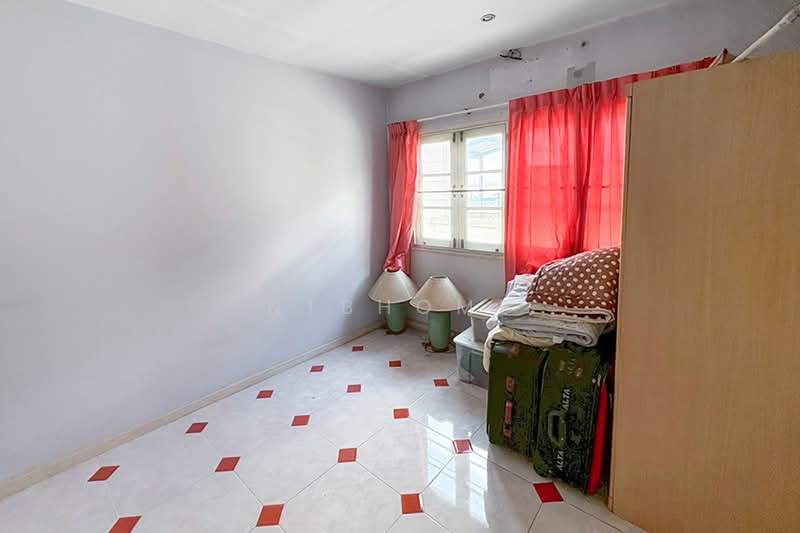 Nanthana Garden Rangsit, Pathum Thani, Soi Baan Klang, Ban Klang, Muang Pathum Thani, Pathum Thani, 4 Bedrooms, 180 sqm, Townhouse For Sale, by NTBHOME, 60223336 - DDproperty.com