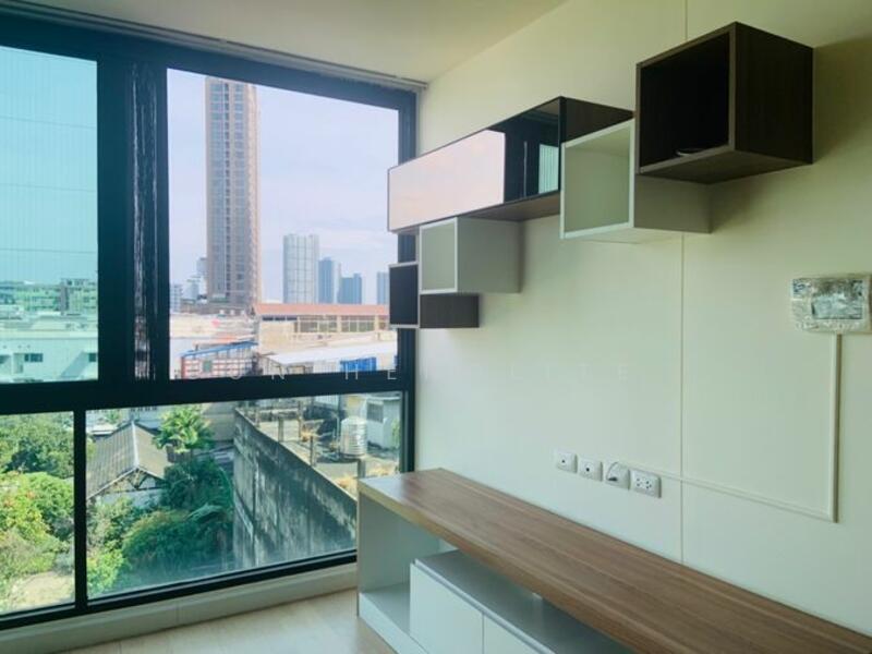 ขาย - Bangkok Feliz Sukhumvit 69 : แบงค์คอก เฟ’ลิซ สุขุมวิท 69, กรุงเทพ