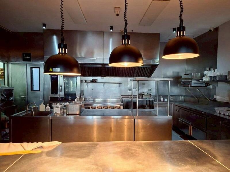 For Rent - Rooftop Restaurant, Asoke-Phrom Phong, Near BTS Asoke & Phrom Phong, Bangkok