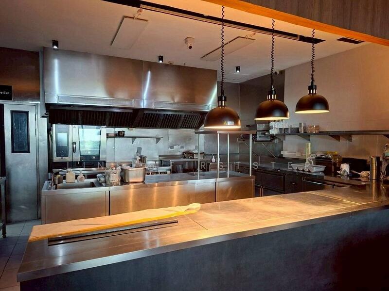 For Rent - Rooftop Restaurant, Asoke-Phrom Phong, Near BTS Asoke & Phrom Phong, Bangkok