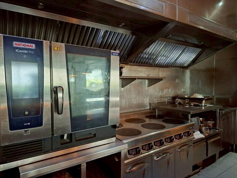 For Rent - Rooftop Restaurant, Asoke-Phrom Phong, Near BTS Asoke & Phrom Phong, Bangkok