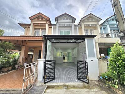 ขาย - Moobaan Piyawararom Khlong 4 : หมู่บ้านปิยวรารมย์ คลอง 4, ปทุมธานี