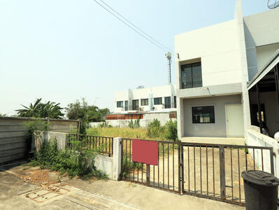 ขาย - The Ozone Theparak-Bangbor : ทาวน์โฮม ดิ โอโซน เทพารักษ์-บางบ่อ, สมุทรปราการ