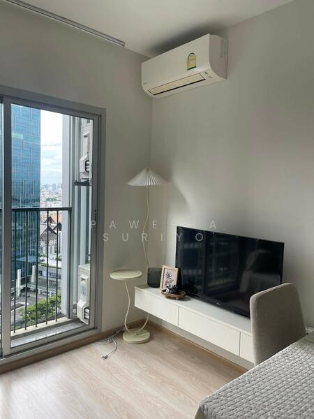 Noble Revolve Ratchada 2, Bangkok, 70 Soi Ratchadaphisek 10, Ratchadaphisek Road, Huai Khwang, Huai Khwang, Bangkok, 2 Bedrooms, 39 sqm, Condo For Rent, by Thawatchai Methawongworakul, 60224576 - DDproperty.com