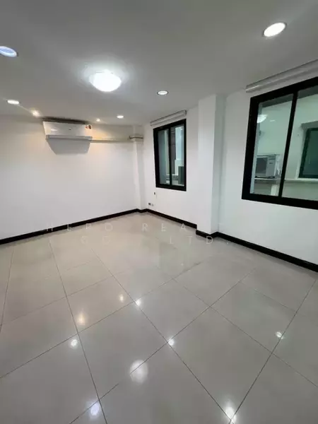 For Rent - For Rent Bangkok Home Office Meng Jai Ratchada Wang Thonglang BRE26021, Bangkok
