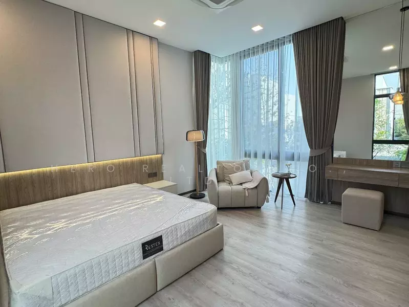 VIVE Krungthep Kreetha, Bangkok, Krungthep Kreetha Road, Saphan Sung, Saphan Sung, Bangkok, 4 Bedrooms, 421 sqm, Single Detached House For Rent, by Hero Realtor Co., Ltd., 60225283 - DDproperty.com