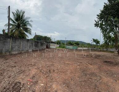 ขาย - ขายที่ดินดงขี้เหล็กถมแล้วรอบรั้วเนื้อที่ 358 ตรว. ติดวิวเขาหลังโรงเรียนไทยรัฐวิทยา7 เมืองปราจีนบุรี, ปราจีนบุรี