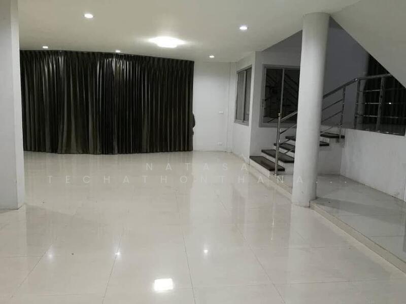 For Rent - Arena Garden Onnut 44, Bangkok