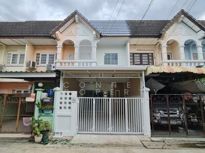 ขาย - เสนา วิลล่า 8 : Sena Villa 8, กรุงเทพ