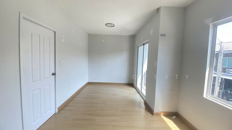 The Colors Wongwaen-Ramintra 2 : เดอะ คัลเลอร์ส วงแหวนฯ-รามอินทรา 2, กรุงเทพ, ซอย15 ถนนสุเหร่าคลองหนึ่ง, บางชัน, คลองสามวา, กรุงเทพ, 112 ตร.ม., ทาวน์เฮ้าส์ ขาย, โดย Connex Property, 60227079 - DDproperty.com