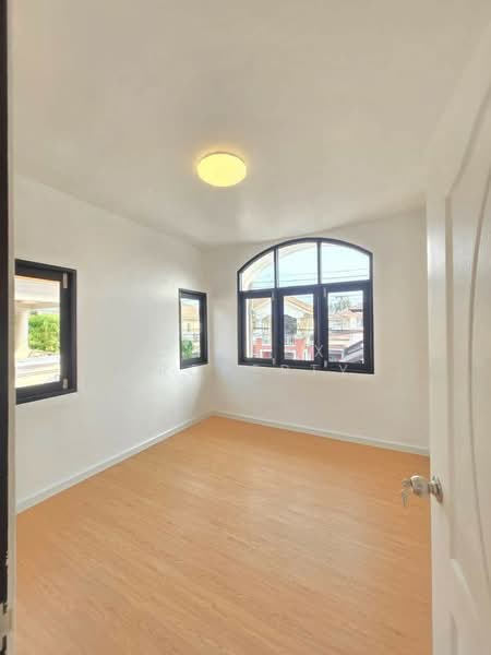 Passorn 3 Rangrit Klong 3, Pathum Thani, Yothathikan Khu Khot Road-Khlong Luang, Khlong Sam, Khlong Luang, Pathum Thani, 3 Bedrooms, 21 sqm, Single Detached House For Sale, by Connex Property, 60227109 - DDproperty.com