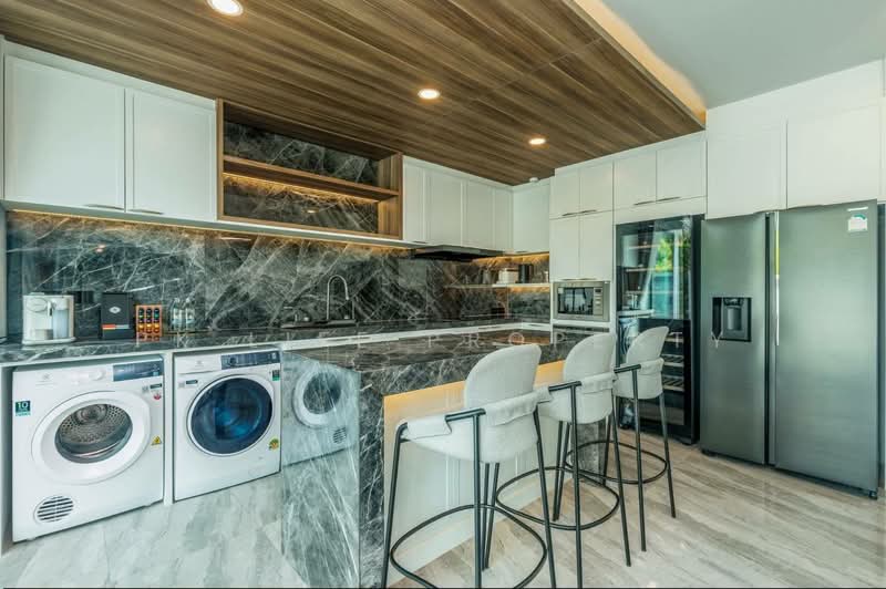 7S0178 Pool villa for sale 37,500,000 baht 4 bedroom 6 bathroom at rawai have fully furnished, Phuket, Rawai, Muang Phuket, Phuket, 4 Bedrooms, 470 sqm, Villa For Sale, by PK LIFE Property, 60227242 - DDproperty.com
