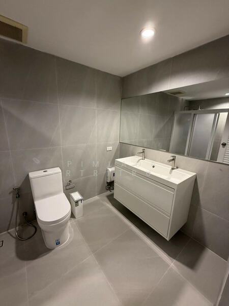 For Rent - The Royal Navin Tower, Bangkok