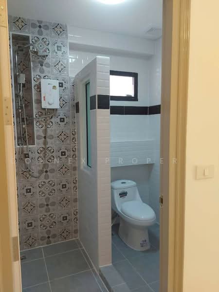 Baan Rattawan 2, Pathum Thani, Soi Rattawan Village 2, Lat Sawai, Lam Luk Ka, Pathum Thani, 5 Bedrooms, 208 sqm, Single Detached House For Sale, by Connex Property, 60227379 - DDproperty.com