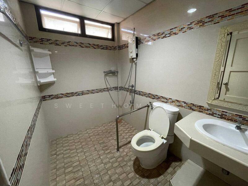 For Rent - ซอย จรัญ1, Bangkok